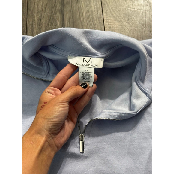 Magashoni Size XS QuarterZip Light Blue Purpleish In Color Super Springy Color - Picture 4 of 4